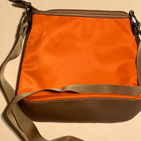 Pre-Owned Orange and Tan Sporty Dana Buchman Crossbody Bag - Picture 7 of 8